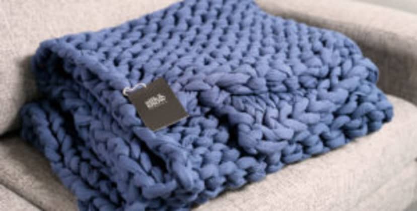 Silk & Snow Knit Weighted Blanket