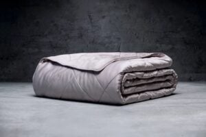 Product Image of the Luxome Lightweight Blanket