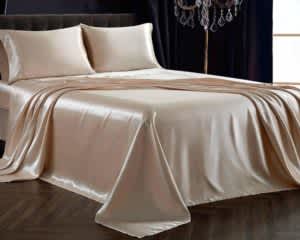 Slipintosoft 22MM Silk Bedding Set